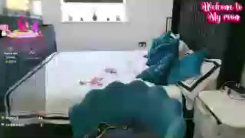 Alexis White online show from July 9, 9:57 am