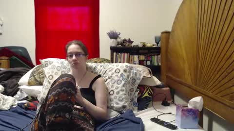 Snapshot of alexisandtherest chatting on March 12, 12:57 pm Alexis online show from March 12, 12:57 pm