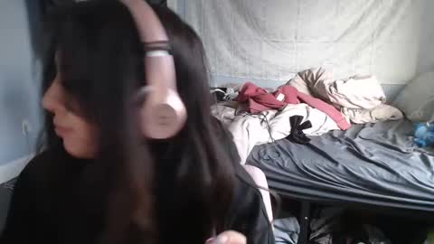 alexislove8 online show from October 28, 7:27 pm