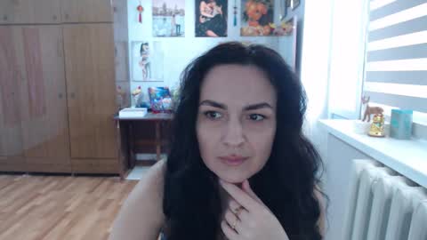 Snapshot of alexismillers chatting on March 4, 9:26 am AlexisMillers online show from March 4, 9:26 am