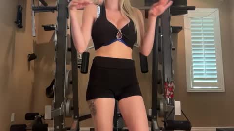 alexispaige06 online show from August 4, 8:22 pm