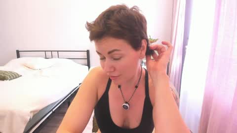 Snapshot of alexisweets chatting on April 9, 9:26 am Sosweetcherry online show from April 9, 9:26 am