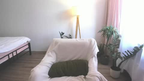 Snapshot of alexisweets chatting on May 26, 8:43 am Sosweetcherry online show from May 26, 8:43 am
