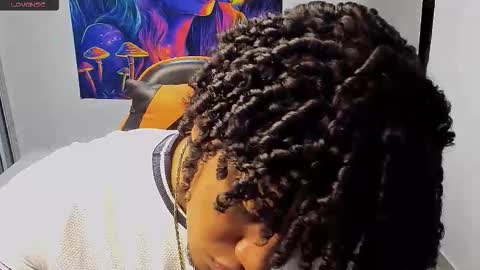 Snapshot of alexj_black chatting on September 28, 1:05 pm ALEXJ BLACK online show from September 28, 1:05 pm