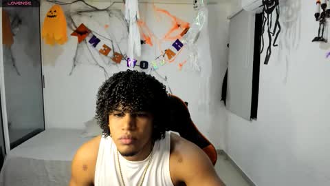 Snapshot of alexj_black chatting on October 16, 11:22 am ALEXJ BLACK online show from October 16, 11:22 am