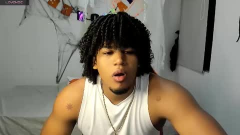 Snapshot of alexj_black chatting on October 27, 11:25 am ALEXJ BLACK online show from October 27, 11:25 am