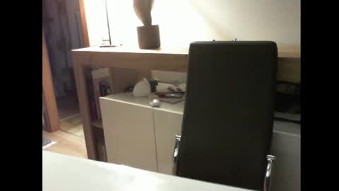 Snapshot of alexja_ganja chatting on February 12, 10:05 pm Alexia online show from February 12, 10:05 pm