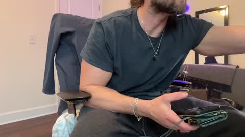 Alex Mann online show from January 26, 1:25 pm