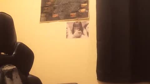 Alexxx online show from May 11, 12:49 am