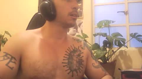 Alexxx online show from May 18, 1:02 am
