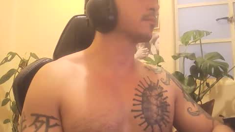 Alexxx online show from May 19, 1:11 am