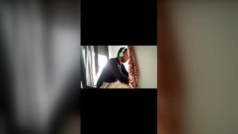 Snapshot of alexospina55 chatting on December 1, 1:49 pm alexospina55 online show from December 1, 1:49 pm