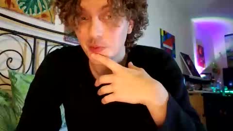 Alex online show from January 5, 9:36 pm