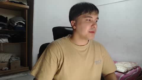 Snapshot of alexriversx chatting on March 1, 4:20 pm Alexander online show from March 1, 4:20 pm