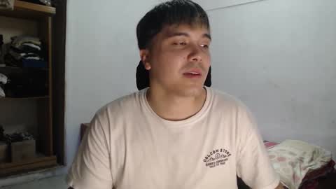 Snapshot of alexriversx chatting on March 2, 6:48 pm Alexander online show from March 2, 6:48 pm