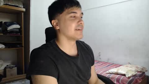 Snapshot of alexriversx chatting on March 18, 7:39 pm Alexander online show from March 18, 7:39 pm