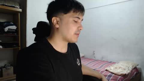 Snapshot of alexriversx chatting on March 20, 4:56 pm Alexander online show from March 20, 4:56 pm