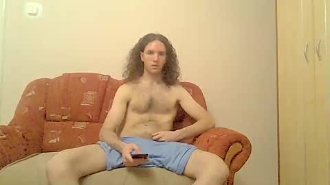 Snapshot of alexsergiu chatting on October 19, 10:10 pm alexsergiu online show from October 19, 10:10 pm