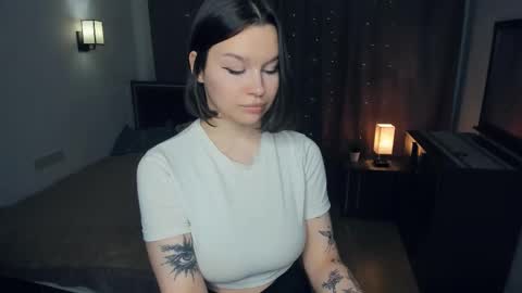 Snapshot of alexstech chatting on November 25, 9:04 pm Alex online show from November 25, 9:04 pm