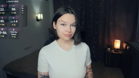 Snapshot of alexstech chatting on December 1, 8:25 pm Alex online show from December 1, 8:25 pm