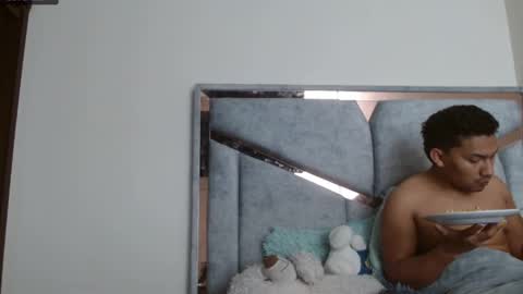 alex y luisa online show from September 25, 3:38 pm