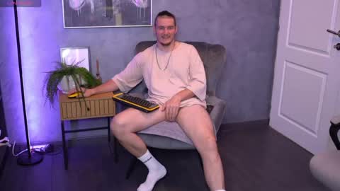 Alex online show from July 15, 5:56 am