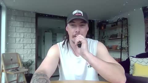 Alex online show from November 6, 3:51 am