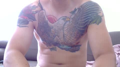 Snapshot of alexx17a chatting on June 29, 1:22 pm alexx17a online show from June 29, 1:22 pm