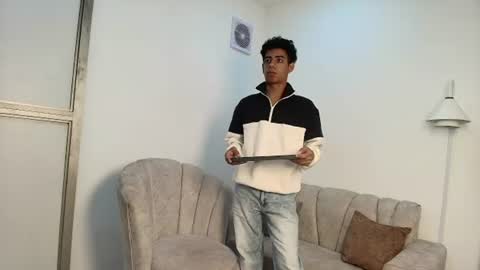 alexx_cum18 online show from July 10, 1:47 pm