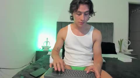 Alexxander Hall online show from September 23, 10:35 pm