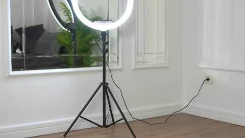 Snapshot of alexxiskye chatting on September 27, 6:40 am alexxiskye online show from September 27, 6:40 am