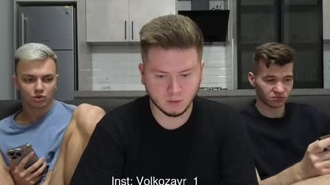 AlexDimaIgor online show from October 18, 7:58 pm