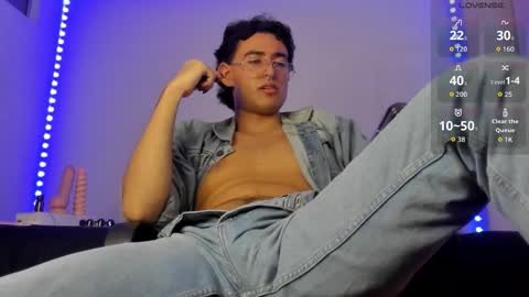 Alexander online show from November 12, 5:30 am