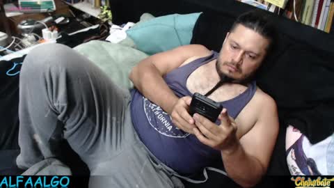 Snapshot of alfaalgo chatting on April 5, 11:02 pm Alfa online show from April 5, 11:02 pm