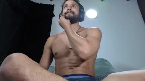 Snapshot of alferiel chatting on October 25, 3:36 am Alferiel online show from October 25, 3:36 am