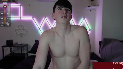 Snapshot of alfiegreenxxx chatting on March 27, 11:26 pm Alfie Green online show from March 27, 11:26 pm