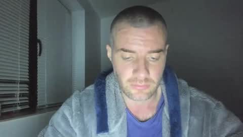 alfiesolomons87 online show from February 17, 8:47 pm