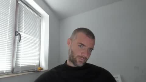 Snapshot of alfiesolomons87 chatting on November 19, 11:21 am alfiesolomons87 online show from November 19, 11:21 am