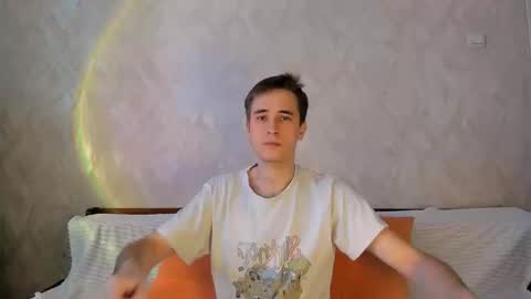 Snapshot of alfred_bucks chatting on March 13, 9:27 am Alfred online show from March 13, 9:27 am