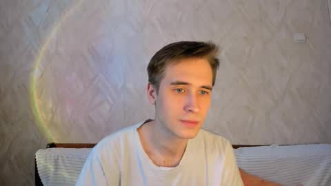 Snapshot of alfred_bucks chatting on March 17, 9:23 am Alfred online show from March 17, 9:23 am