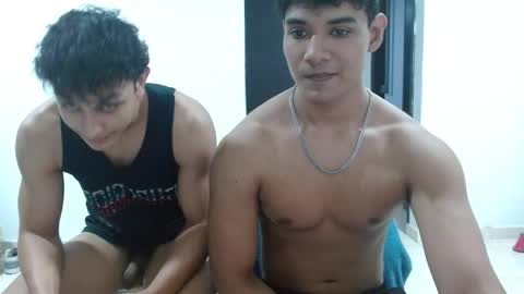 Snapshot of alfred_cantillo chatting on December 2, 3:34 am alfred_cantillo online show from December 2, 3:34 am