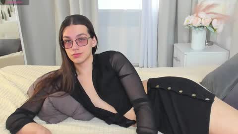 Snapshot of alfred_jones chatting on March 15, 10:54 am Alfreda online show from March 15, 10:54 am