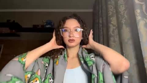 Snapshot of alfredaspagnolo chatting on November 23, 4:07 pm Tatiana online show from November 23, 4:07 pm