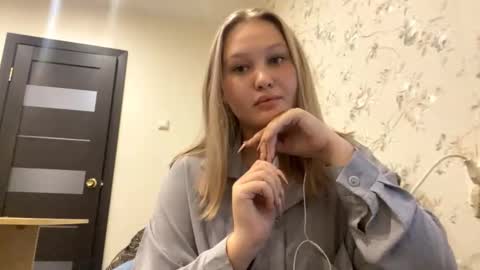Kate online show from October 6, 11:18 am
