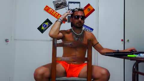 Snapshot of alfredopantuso chatting on March 22, 2:37 am alfredopantuso online show from March 22, 2:37 am