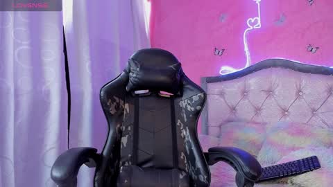 Snapshot of alfresii_rivera chatting on January 24, 3:55 pm Carolina Join The Fan Club  online show from January 24, 3:55 pm