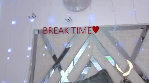 Snapshot of alfresii_rivera chatting on September 18, 3:25 pm Carolina Join The Fan Club  online show from September 18, 3:25 pm