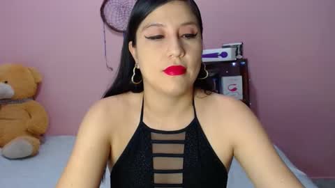 alixia online show from December 6, 11:22 am
