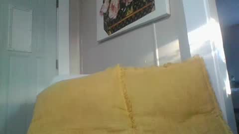 Snapshot of ali_tayler chatting on October 5, 12:25 pm ali_tayler online show from October 5, 12:25 pm