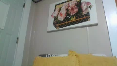 Snapshot of ali_tayler chatting on October 7, 12:57 pm ali_tayler online show from October 7, 12:57 pm